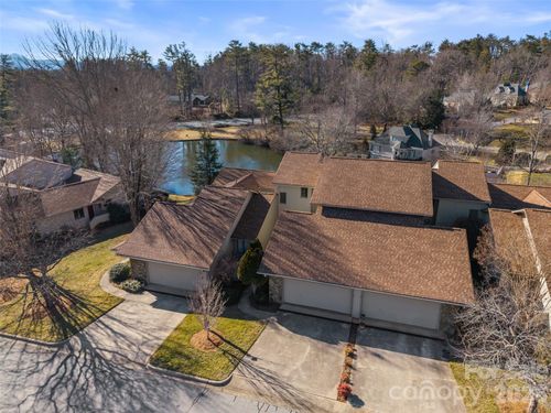 110 Deerlake Dr, Asheville, NC, 28803-3169 | Card Image