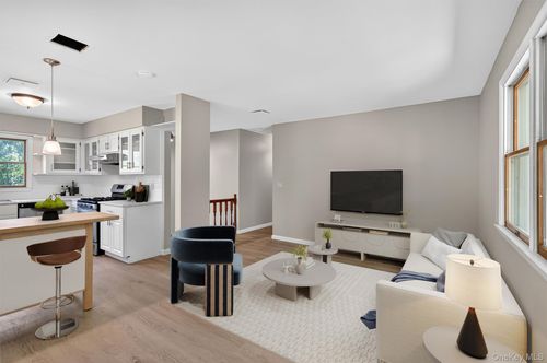 20 St Georges Ave, Monroe, NY, 10950-1144 | Card Image