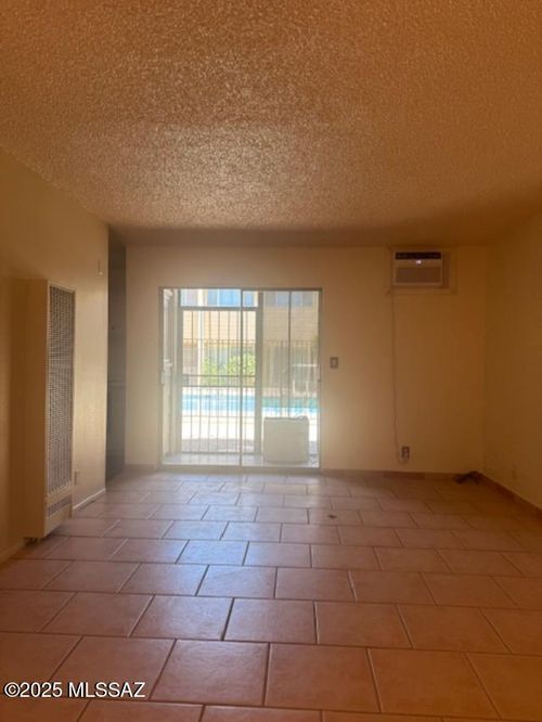apt-m103-1776 S Palo Verde Ave, Tucson, AZ, 85713-2345 | Card Image