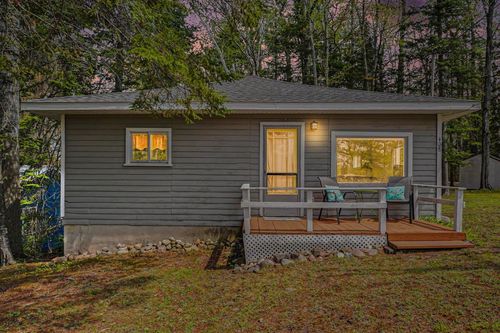 408 S Sage Lake Rd, Hale, MI, 48739-9126 | Card Image
