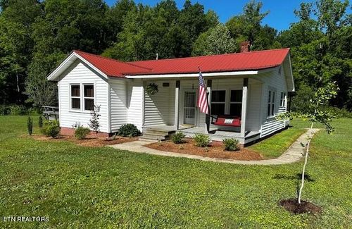2935 Scott Hwy, Robbins, TN, 37852-2955 | Card Image