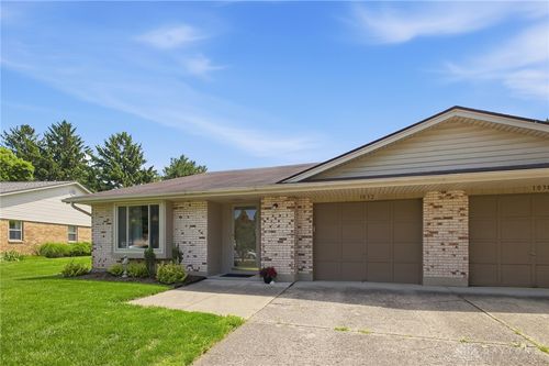 1032 Princewood Ave, Centerville, OH, 45429-5861 | Card Image