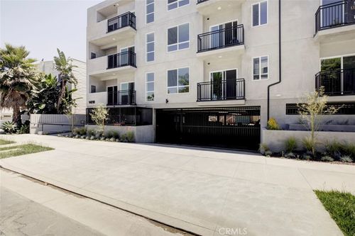 204-14810 Delano Street, Van Nuys, CA, 91411 | Card Image