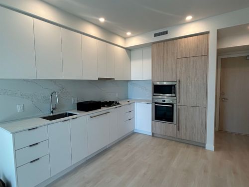 1105-537 Cottonwood Ave, Coquitlam, BC, V3J2R4 | Card Image