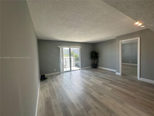 apt-6f-899 West Ave, Miami Beach, FL, 33139-5548 | Card Image