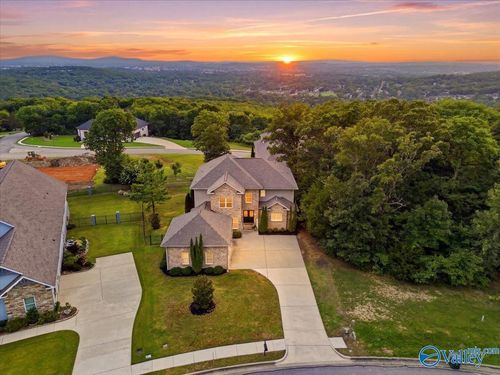 2807 Talon Cir Ne, Huntsville, AL, 35811-2640 | Card Image
