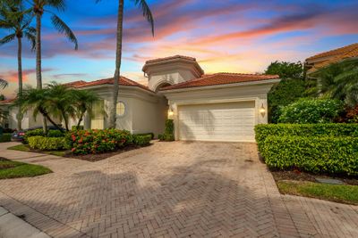 8497 Legend Club Drive, House other with 3 bedrooms, 2 bathrooms and null parking in West Palm Beach FL | Image 1