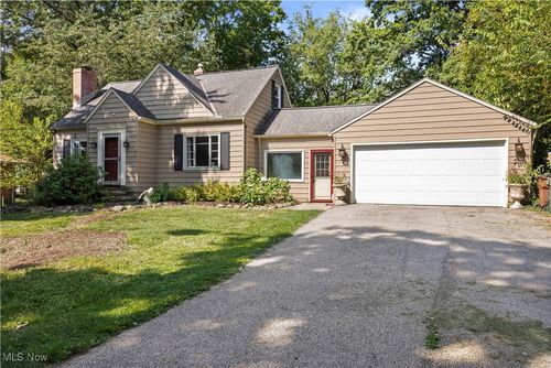 3314 Columbia Rd, Westlake, OH, 44145-5525 | Card Image