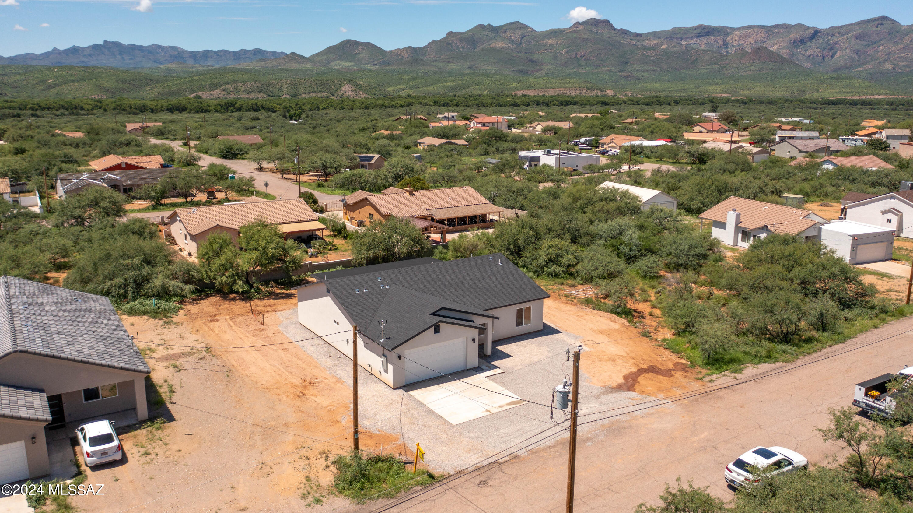 Camino Barrera , Rio Rico, AZ 85648