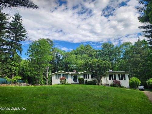 12 Sawmill Ter, Greenwich, CT, 06830-4030 | Card Image