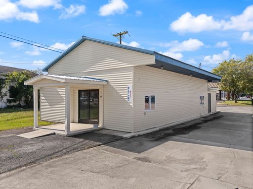 863 S Highway 25 W, Williamsburg, KY, 40769-1918 | Card Image