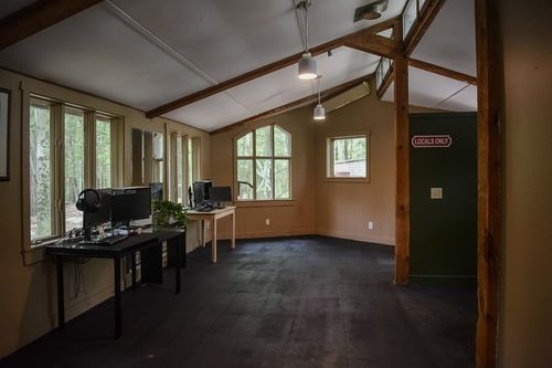 270 Burns Hill Rd, Wilton, NH, 03086-5108 | Card Image