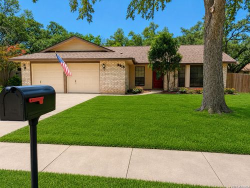 8915 Brightwater, San Antonio, TX, 78254-2012 | Card Image