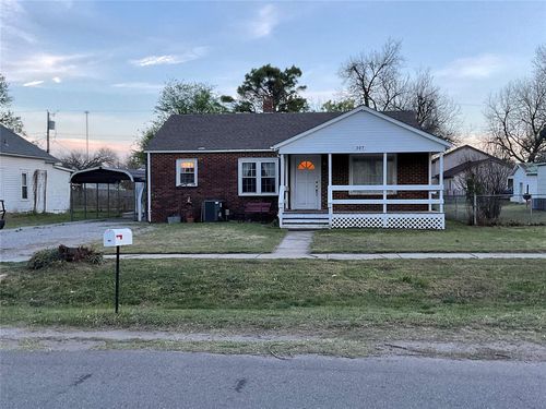 307 Sw Burt Street, Minco, OK, 73059 | Card Image