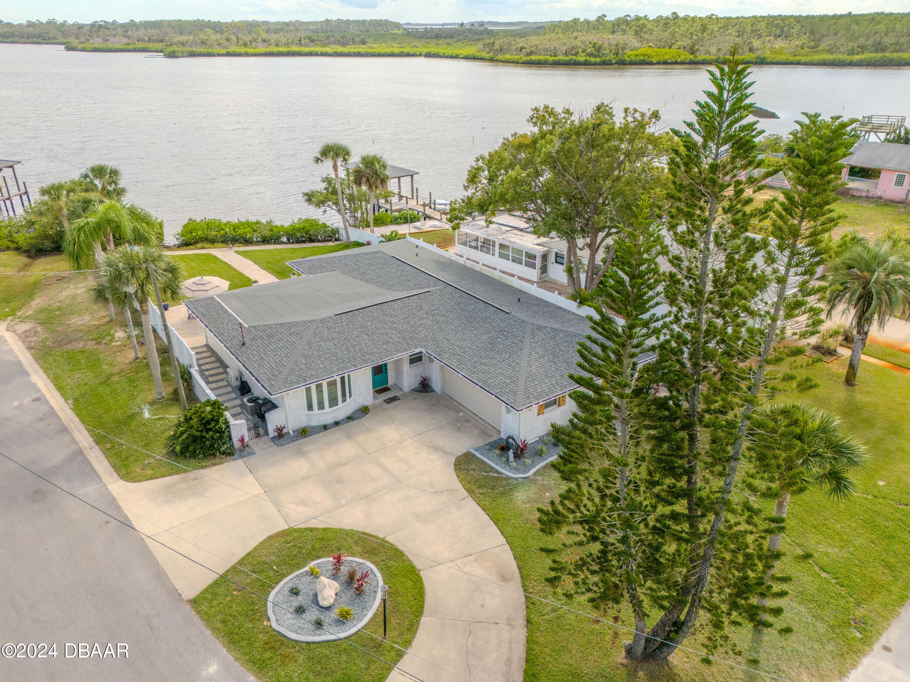 Palm Circle Dr, Port Orange, FL 32127