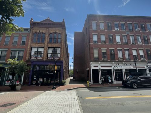 apt-19-94 Washington St, Norwalk, CT, 06854-3037 | Card Image