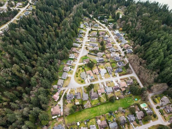 Bird's eye view featuring a residential view | Image 33