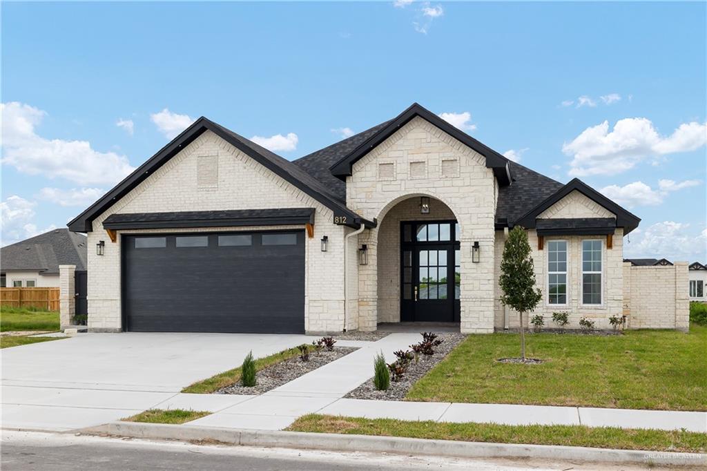 Buxton Ave, Edinburg, TX 78541