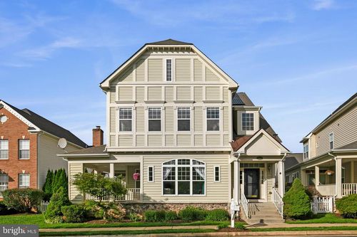 17510 Lethridge Cir, ROUND HILL, VA, 20141-2164 | Card Image