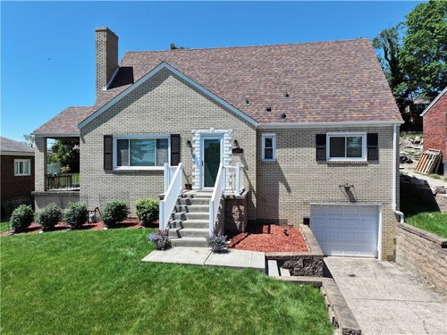 1504 Greentree Rd, Pittsburgh, PA, 15220-1908 | Card Image