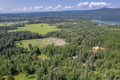 355 Reservoir Rd, Whitefish, MT, 59937-8105 | Card Image