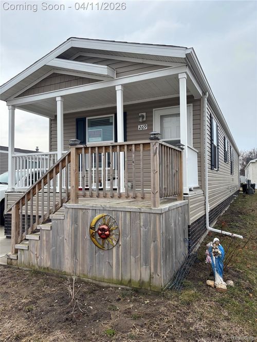 269 Westbrook Ct, Port Huron, MI, 48060-4981 | Card Image