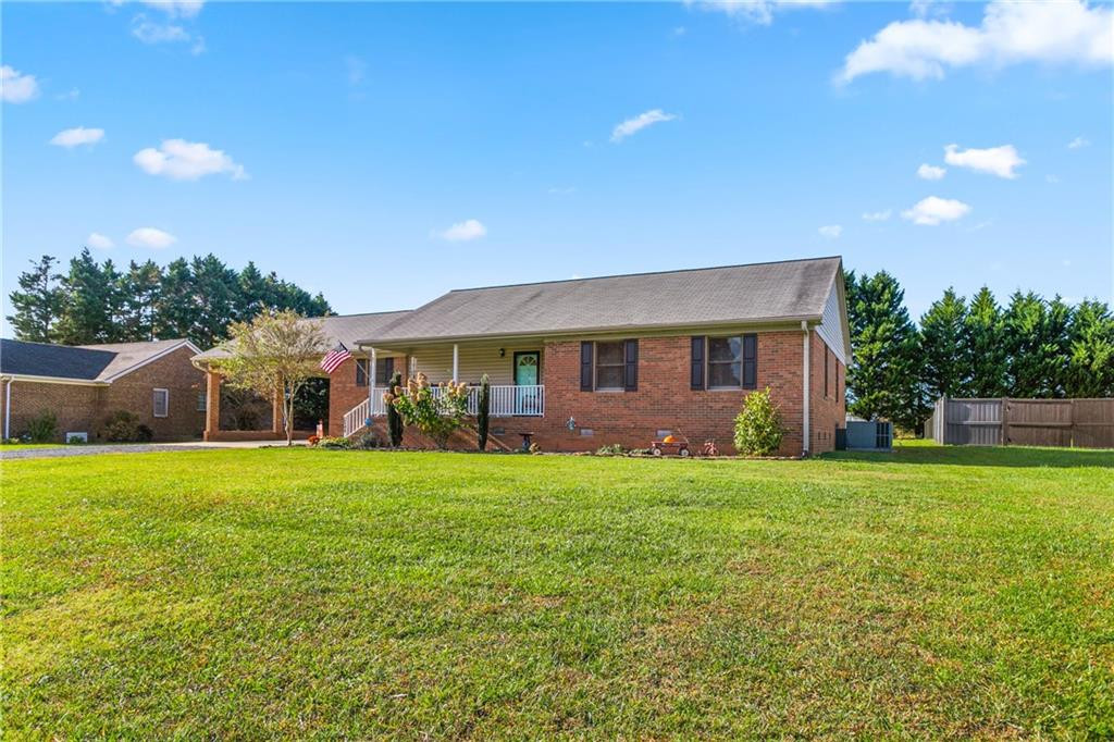Residential in Elon 3