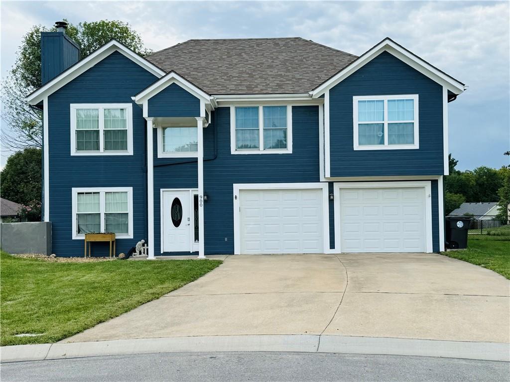 Jonathan Ct, Belton, MO 64012