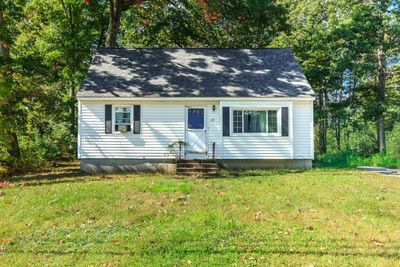 28 Back River Road, House other with 4 bedrooms, 2 bathrooms and null parking in Merrimack NH | Image 3