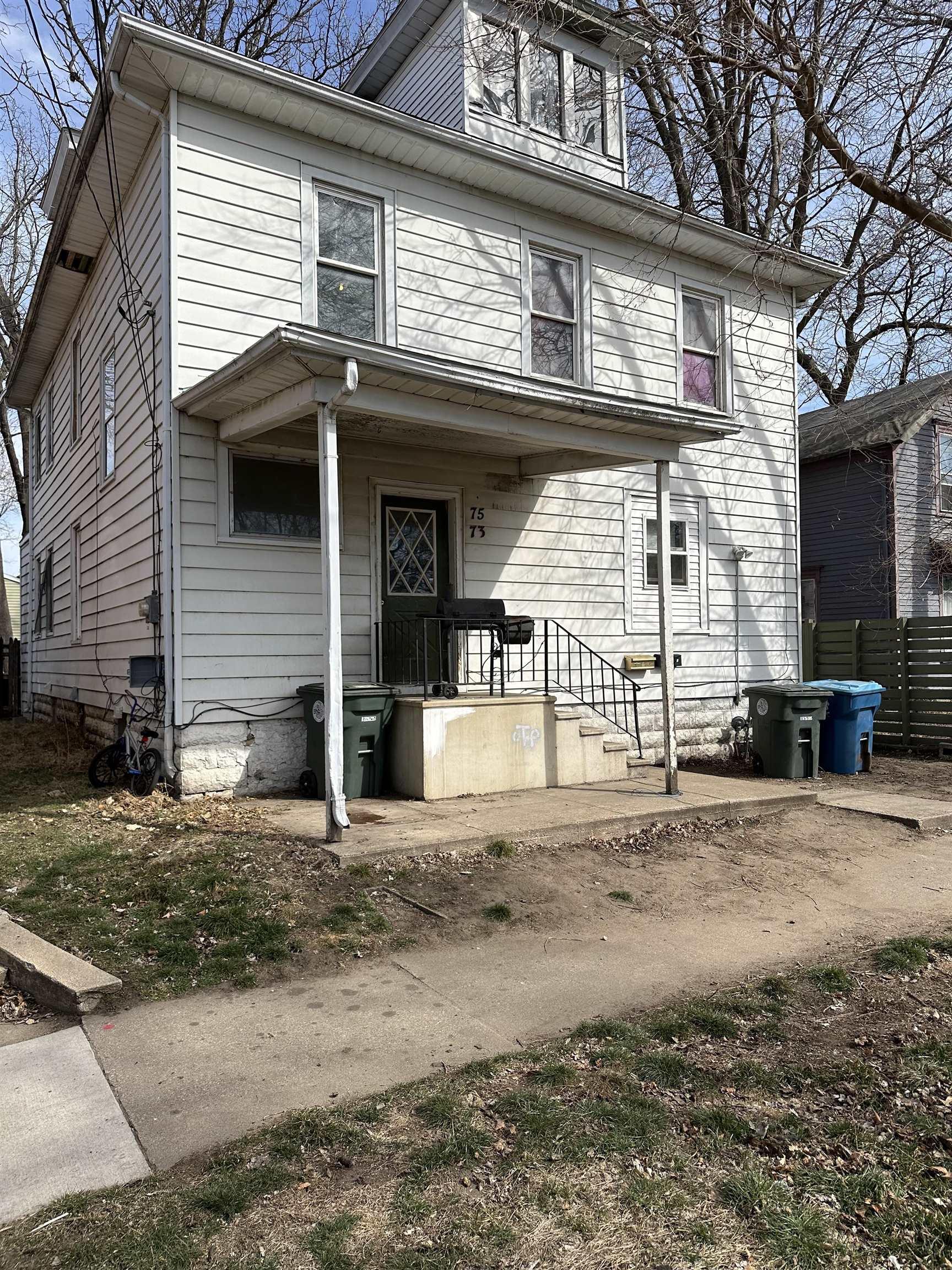 Lafayette St, Waterloo, IA 50703