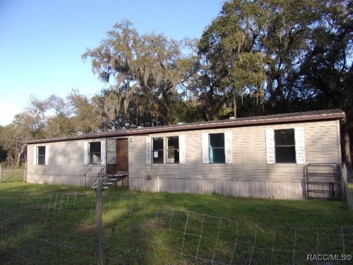 3965 Cr 400, Lake Panasoffkee, FL, 33538-4107 | Card Image