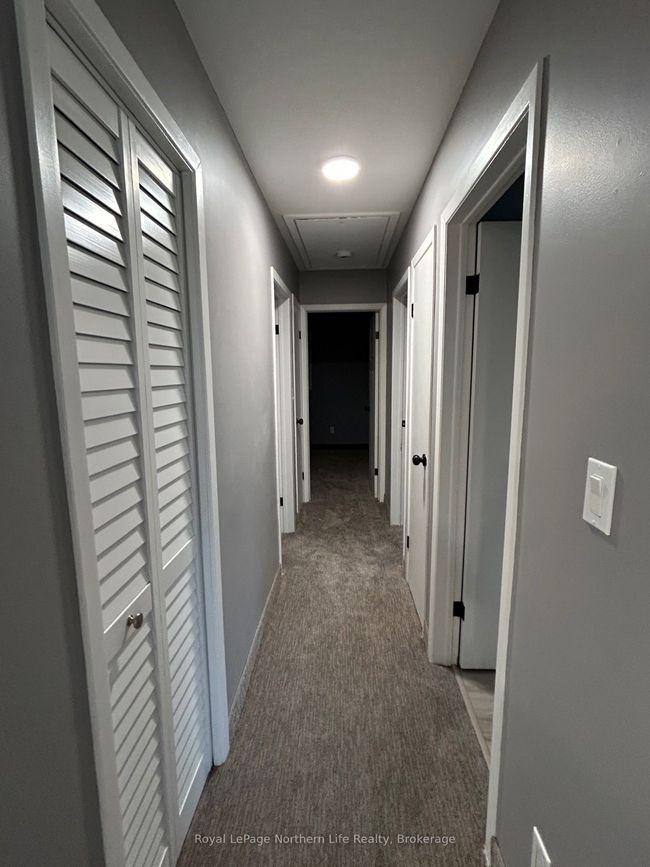 155 King St E, House other with 4 bedrooms, 2 bathrooms and 2 parking in North Bay ON | Image 5