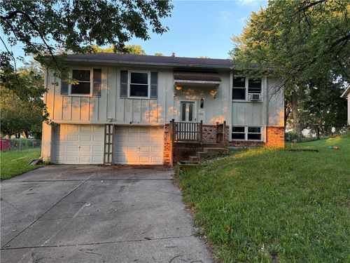 1400 N Holland Dr, Independence, MO, 64056-1339 | Card Image
