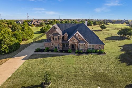 47 Windsor Dr, Rockwall, TX, 75032-7447 | Card Image