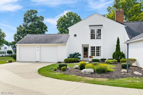14 Ironwood Dr, Westfield Center, OH, 44251-9727 | Card Image