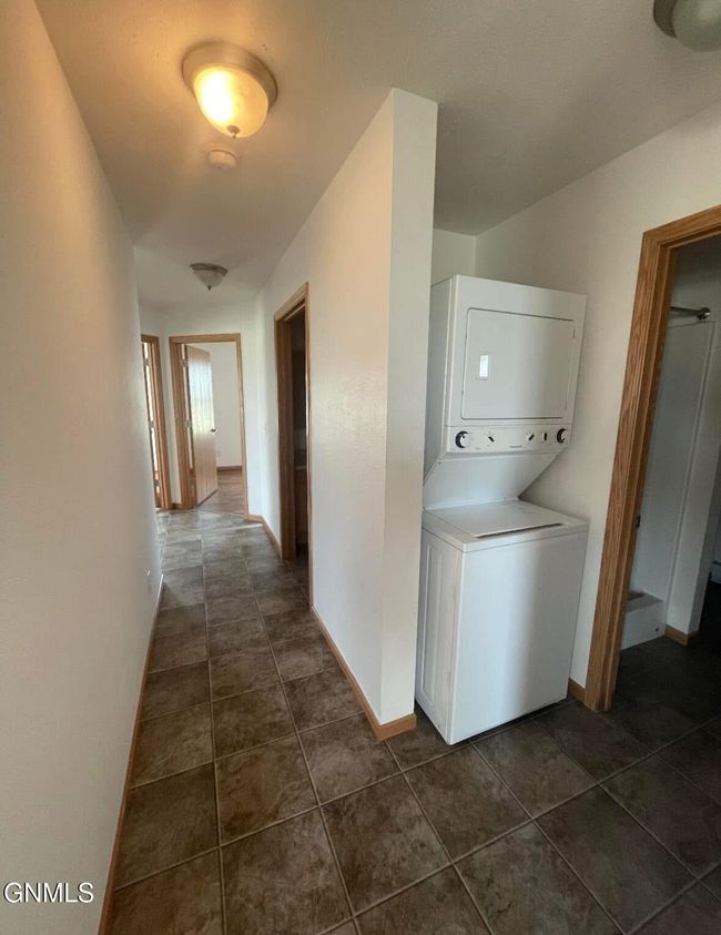 202206 10 Th Ave Se, Home with 24 bedrooms, 16 bathrooms and null parking in Crosby ND | Image 8