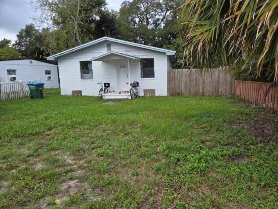 Jarecki Ave, Daytona Beach, FL 32117