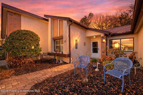 7427 Heather Walk Dr, WEEKI WACHEE, FL, 34613-5149 | Card Image