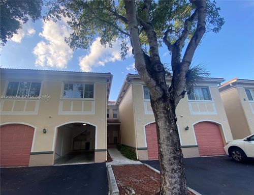 102-2492 Centergate Dr, Miramar, FL, 33025-7221 | Card Image
