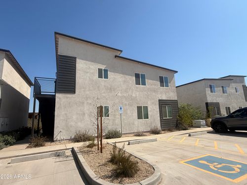 205-4037 S 12th St, Phoenix, AZ, 85040-1217 | Card Image