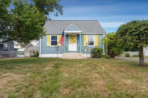 102 Vista Dr, East Haven, CT, 06512-3430 | Card Image