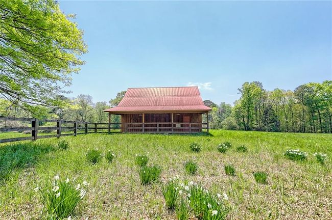 1096 Sutton Mill Rd, House other with 3 bedrooms, 2 bathrooms and 9 parking in Clarkesville GA | Image 64