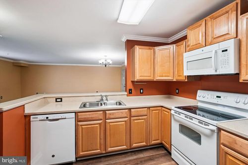 apt-222-505 Garrison Woods Dr, STAFFORD, VA, 22556-8042 | Card Image