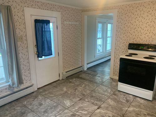 36 Union St, Somersworth, NH, 03878-3230 | Card Image