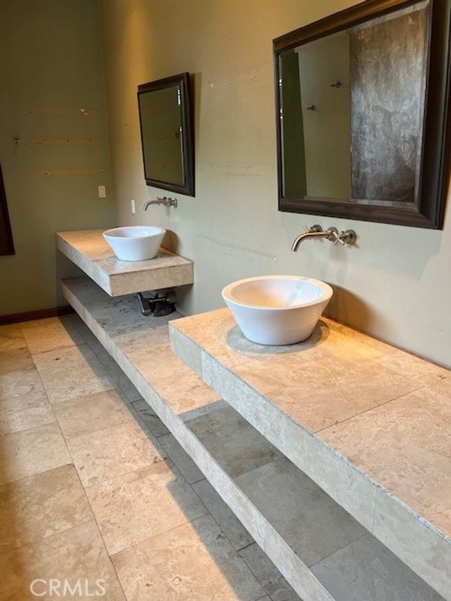 14720 Valerio St, House other with 5 bedrooms, 4 bathrooms and 2 parking in Van Nuys CA | Image 24