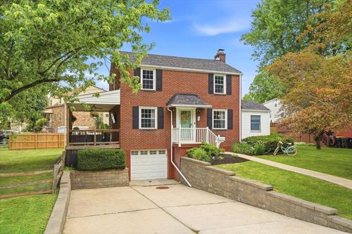 545 Glenrock Dr, Bethel Park, PA, 15102-1468 | Card Image