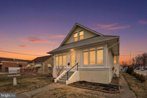 61 S Maple Ave, Maple Shade, NJ, 08052-2723 | Card Image