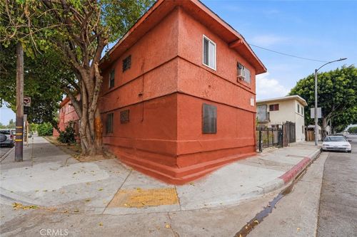 9027 Compton Ave, Los Angeles, CA, 90002-1338 | Card Image