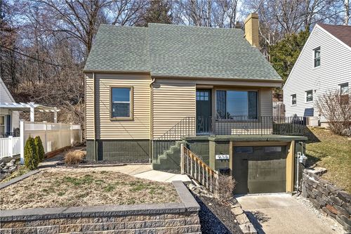 918 7th St, Beaver, PA, 15009-1816 | Card Image
