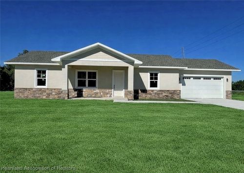 2712 W Nogales Rd, Avon Park, FL, 33825 | Card Image